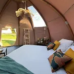 فندق مبيت وإفطار La Decouverte Trouvee 3*