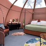 فندق مبيت وإفطار La Decouverte Trouvee Auxon (Aube)