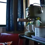 La Decouverte Trouvee Oda ve Kahvaltı