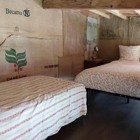 La Decouverte Trouvee Bed and Breakfast Auxon (Aube)