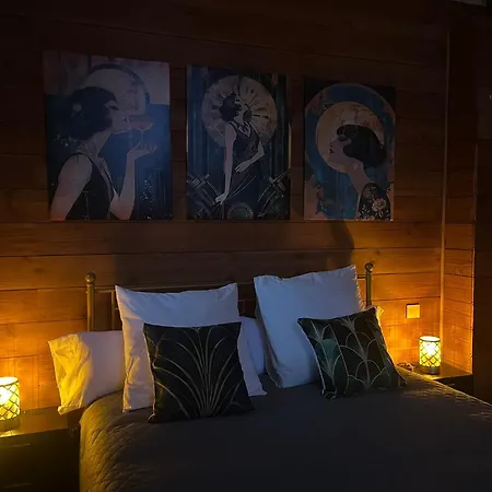 La Decouverte Trouvee Bed and Breakfast *