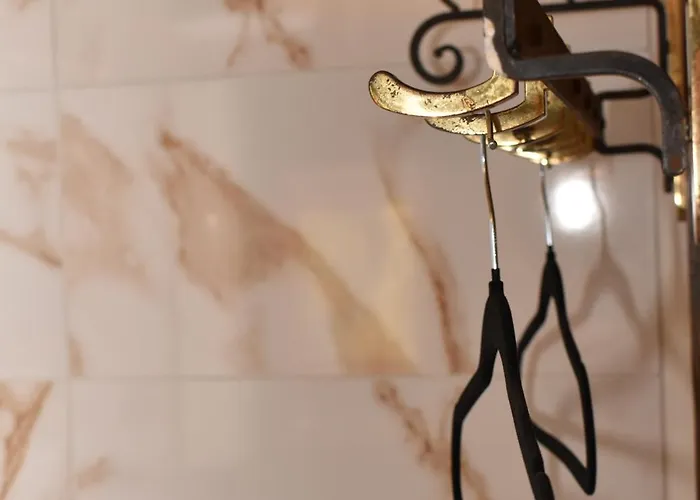 La Decouverte Trouvee Bed and Breakfast 3*